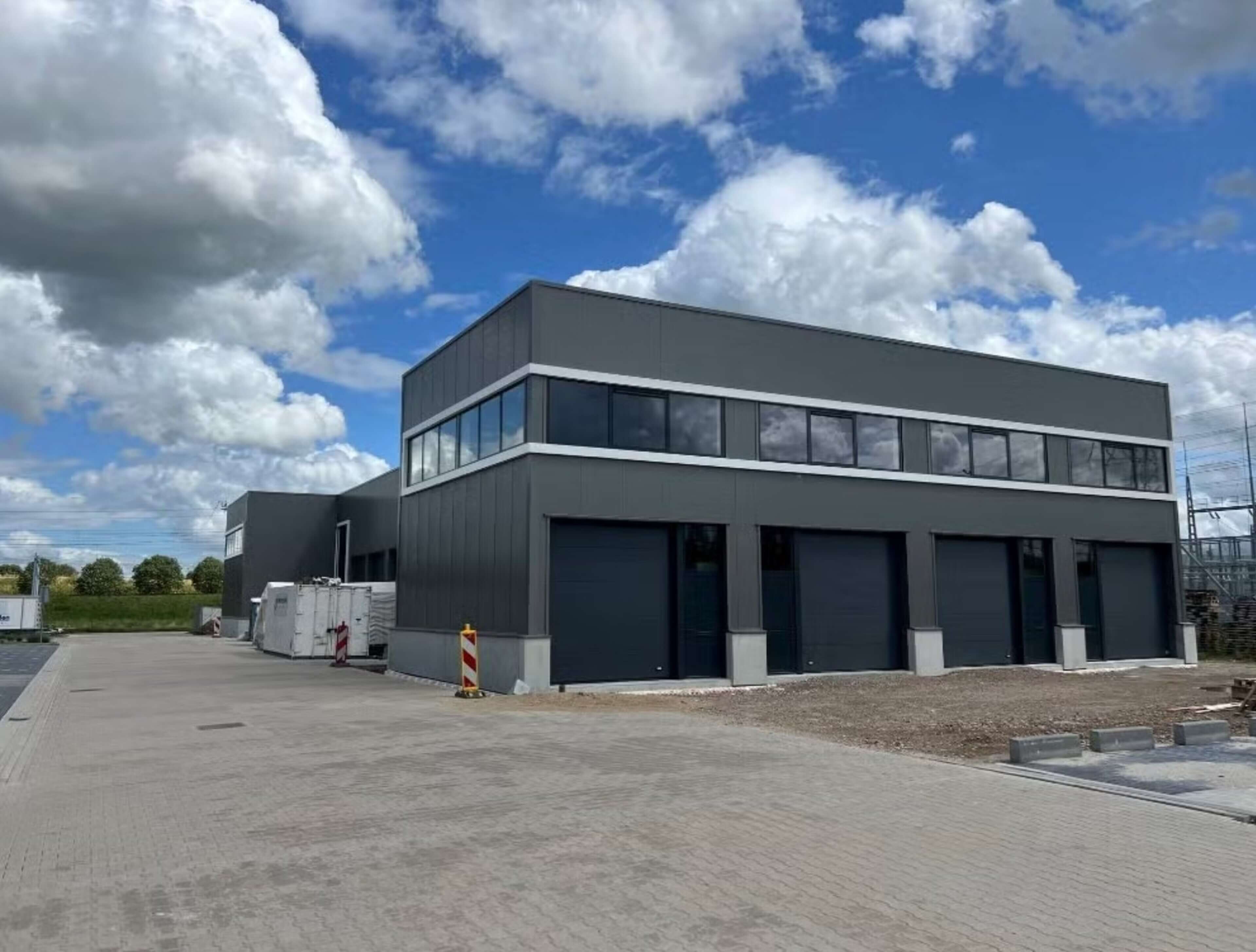 Bedrijfspand Oude Moerdijkseweg 11 Zevenbergschenhoek