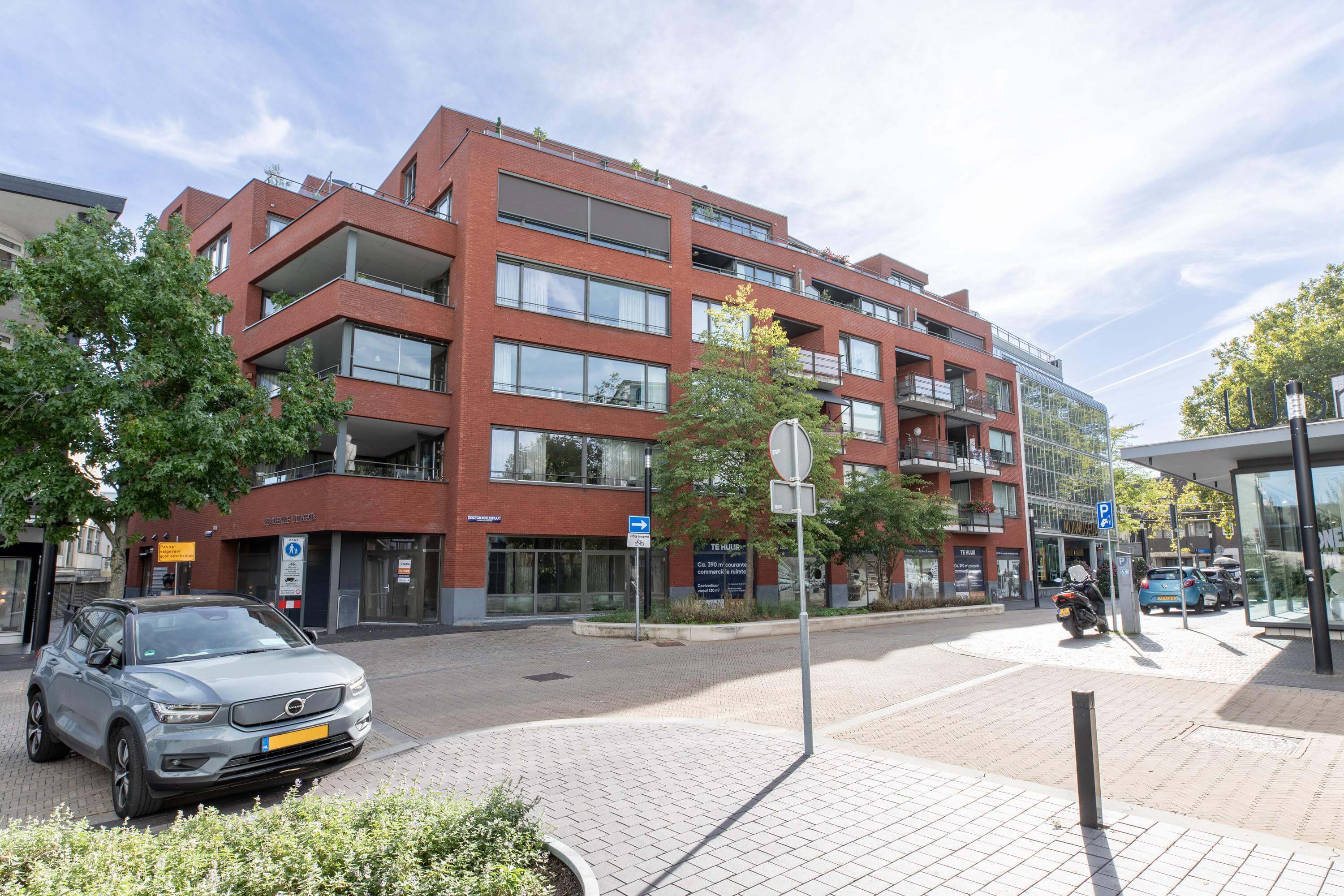 Winkelpand Dr. Poelsstraat 23-27 0ong Heerlen